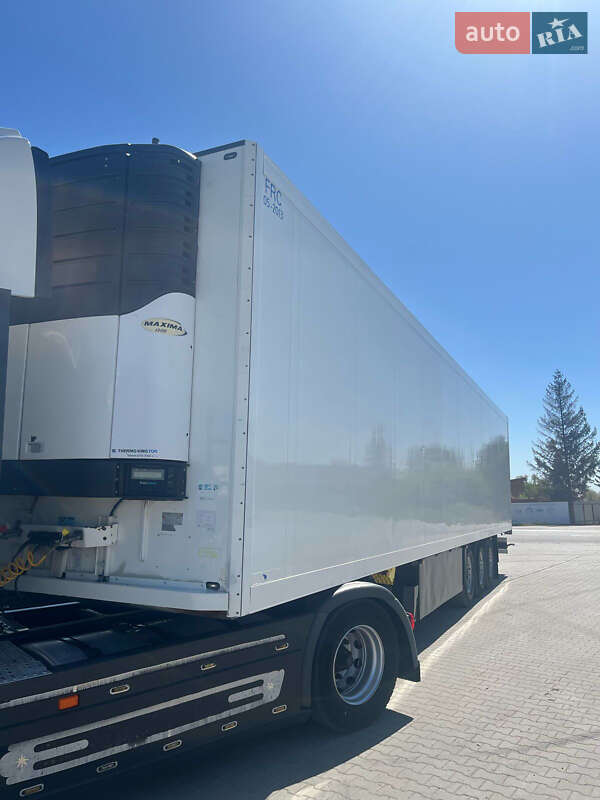 Рефрижератор напівпричіп Schmitz Cargobull SKO 24 2007 в Чернівцях