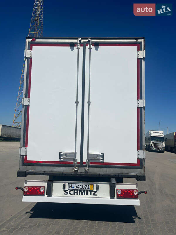 Рефрижератор напівпричіп Schmitz Cargobull SKO 24 2007 в Чернівцях