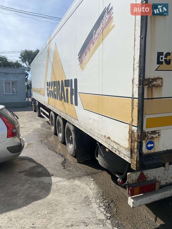 Ізотермічна будка Schmitz Cargobull SKO 24 1996 в Дніпрі