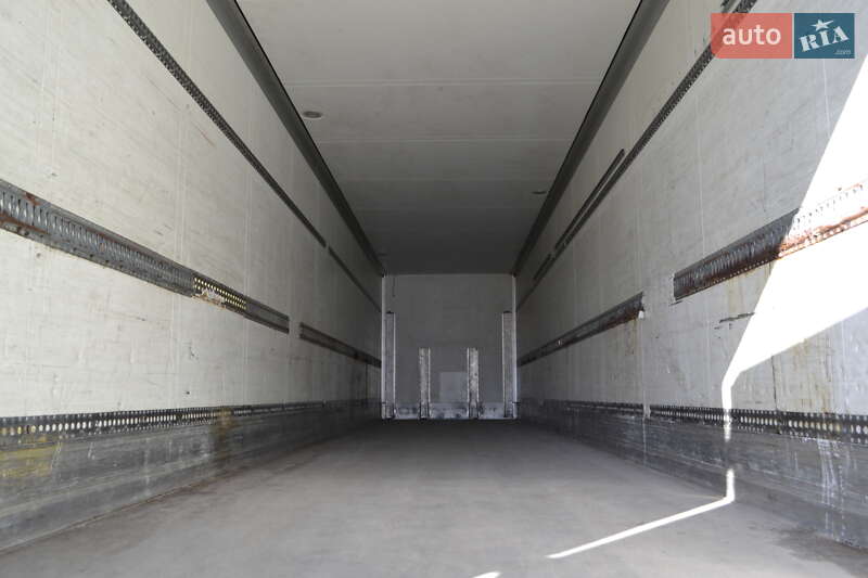 Изотермическая будка Schmitz Cargobull SKO 24 2003 в Хусте фото 7 Изотермическая будка Schmitz Cargobull SKO 24 2003 в Хусте