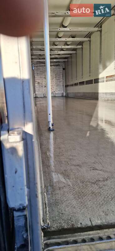 Рефрижератор полуприцеп Schmitz Cargobull SKO 24 2009 в Новомосковске