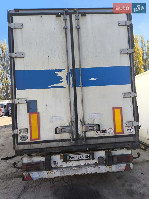 Рефрижератор напівпричіп Schmitz Cargobull SKO 24 2001 в Одесі