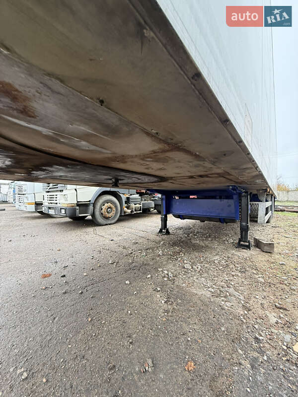 Рефрижератор напівпричіп Schmitz Cargobull SKO 24 2003 в Одесі