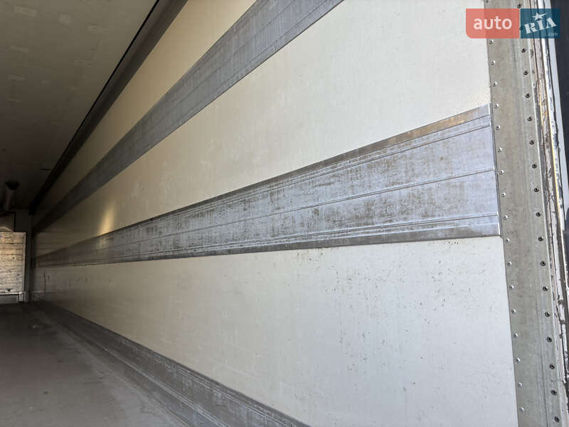 Рефрижератор полуприцеп Schmitz Cargobull SKO 24 2006 в Сарате