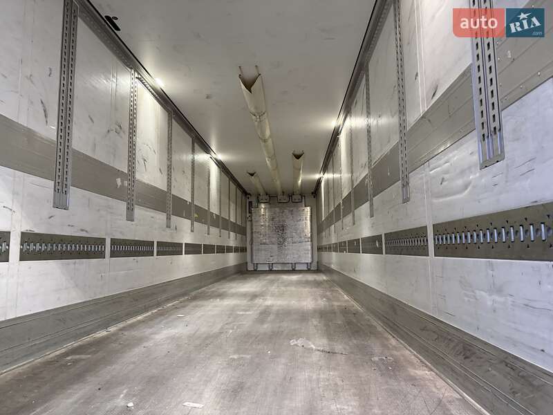 Рефрижератор полуприцеп Schmitz Cargobull SKO 24 2017 в Черновцах фото 22 Рефрижератор полуприцеп Schmitz Cargobull SKO 24 2017 в Черновцах