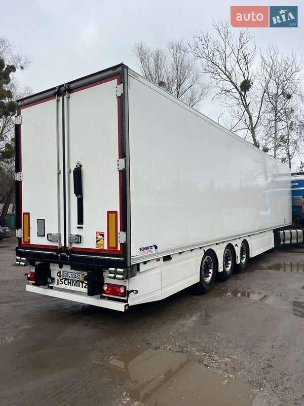 Рефрижератор полуприцеп Schmitz Cargobull SKO 24 2017 в Киеве