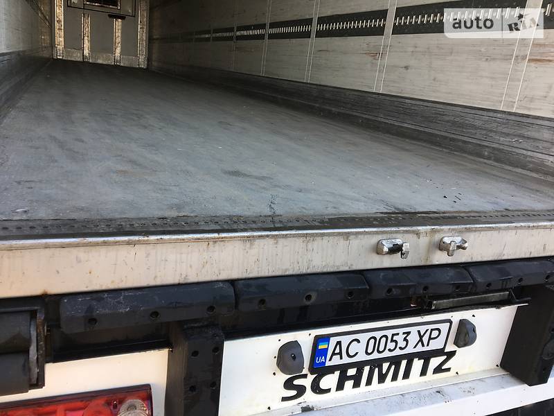 Рефрижератор полуприцеп Schmitz Cargobull SKO 2008 в Луцке