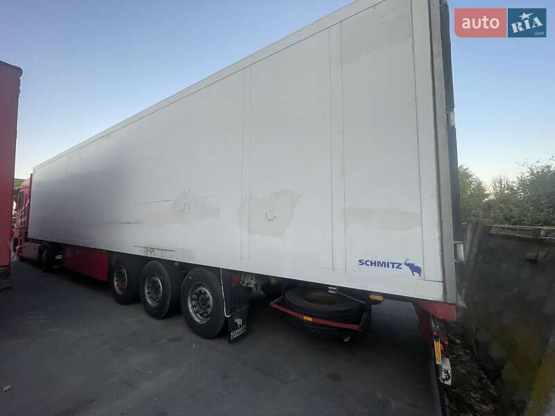 Рефрижератор Schmitz Cargobull SKO 2004 в Кролевці