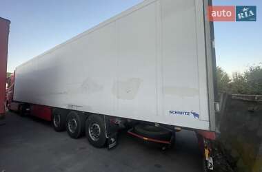 Рефрижератор Schmitz Cargobull SKO 2004 в 