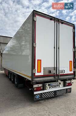 Рефрижератор напівпричіп Schmitz Cargobull SKO 2005 в 