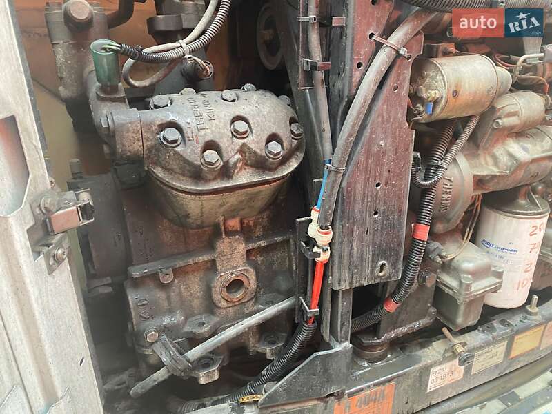 Рефрижератор напівпричіп Schmitz Cargobull SKO 2011 в Чернівцях