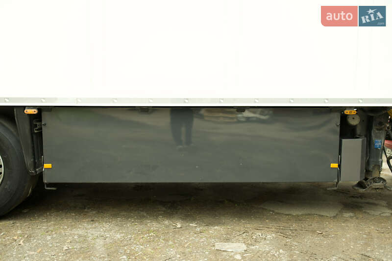 Рефрижератор Schmitz Cargobull SKO 2012 в Киеве
