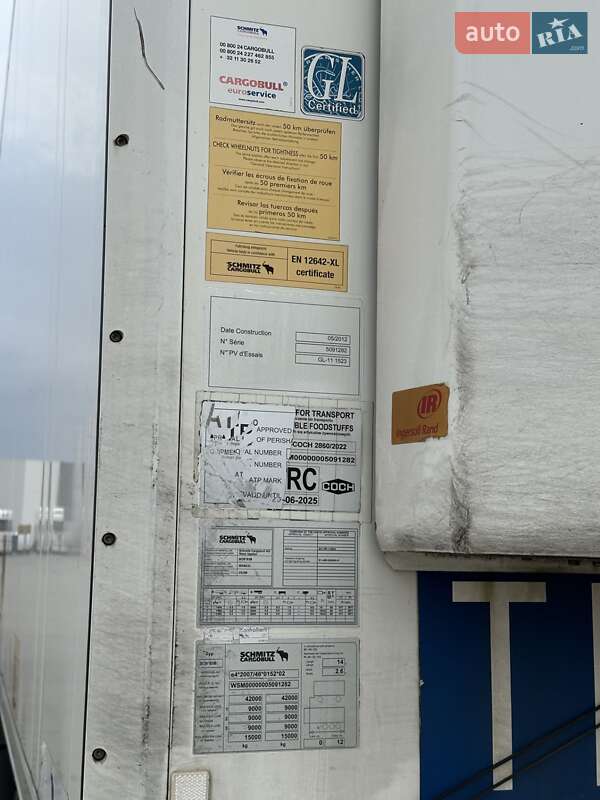Рефрижератор полуприцеп Schmitz Cargobull SKO 2012 в Николаеве