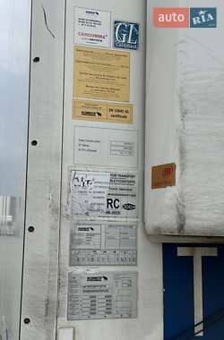 Рефрижератор напівпричіп Schmitz Cargobull SKO 2012 в 
