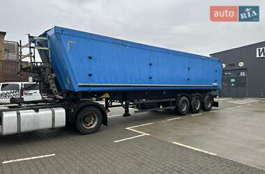Зерновоз - полуприцеп Schmitz Cargobull SKO 2013 в Луцке