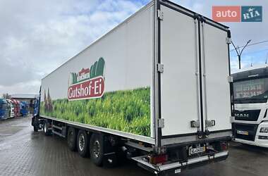 Ізотермічна будка Schmitz Cargobull SKO 2013 в Калуші