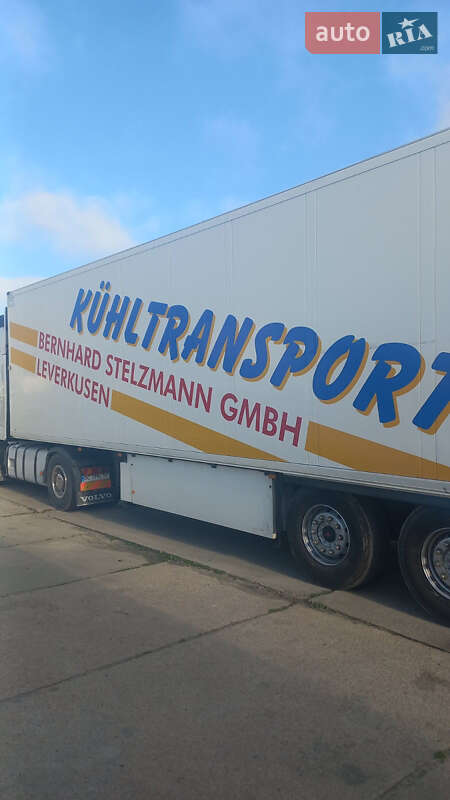 Schmitz Cargobull SKO 2016