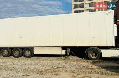 Рефрижератор полуприцеп Schmitz Cargobull SKO 2009 в Львове