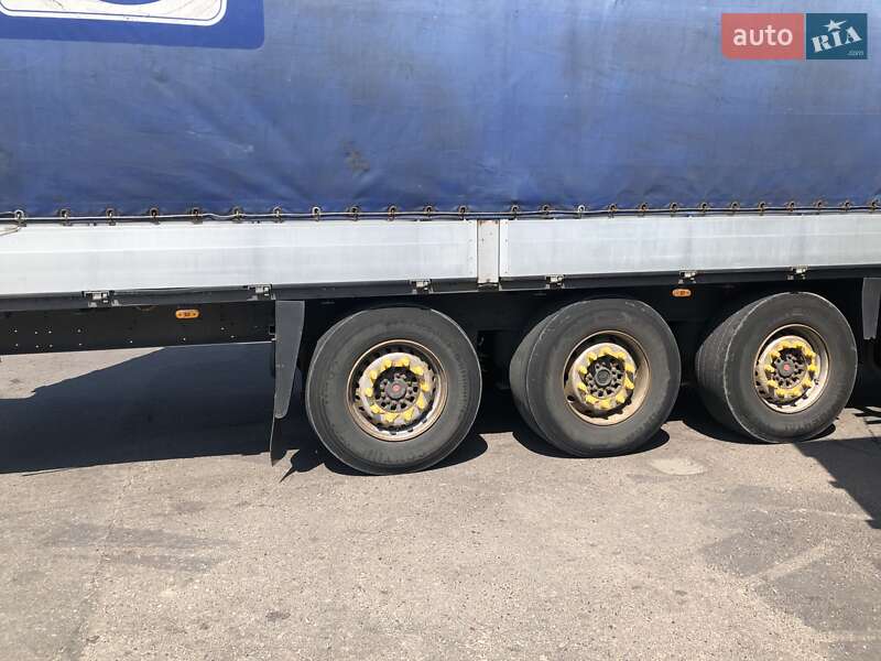Бортовий напівпричіп Schmitz Cargobull SO1 2008 в Харкові