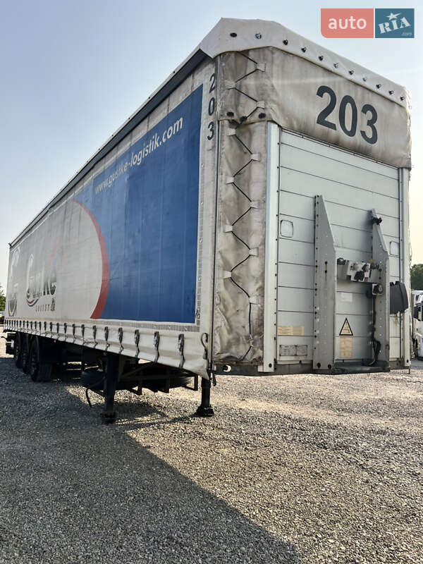 Тентованный борт (штора) - полуприцеп Schmitz Cargobull SO1 2007 в Львове