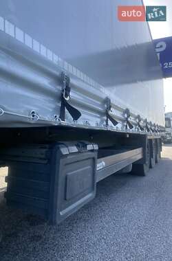 Тентований борт (штора) - напівпричіп Schmitz Cargobull SPR 24 2013 в 