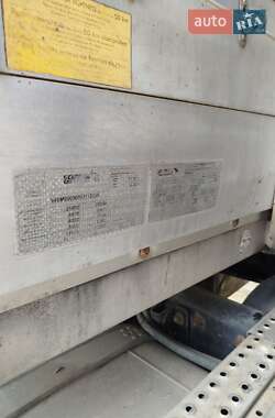 Бортовой полуприцеп Schmitz Cargobull SPR 24 2008 в 