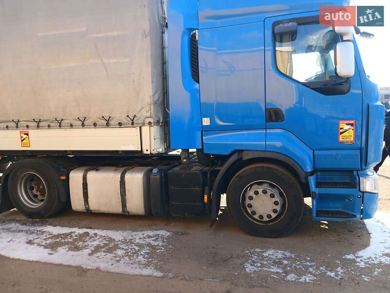 Тентованный борт (штора) - полуприцеп Schmitz Cargobull SPR 24 2002 в Львове