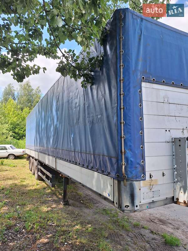 Бортовий напівпричіп Schmitz Cargobull SPR 24 2007 в Житомирі