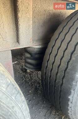 Зерновоз - полуприцеп Schmitz Cargobull SPR 24 1998 в Николаеве