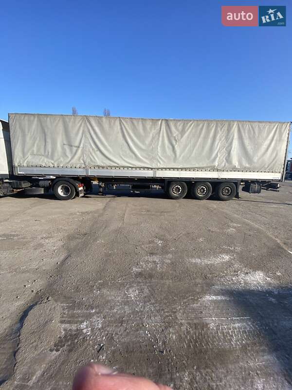 Бортовой полуприцеп Schmitz Cargobull SPR 2007 в Горишних Плавнях
