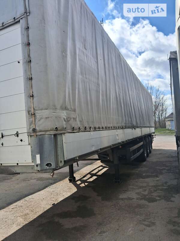 Тентований борт (штора) - прицеп Schmitz Cargobull SPR 2008 в Томашполі