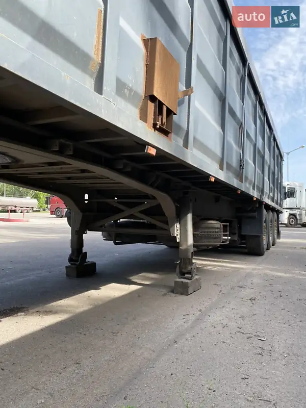Контейнеровоз полуприцеп Schmitz S-01 2004 в 