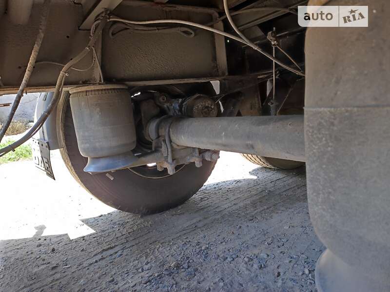 Самосвал полуприцеп Schmitz S-01 2000 в Николаеве