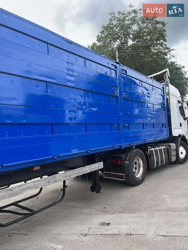 Зерновоз - полуприцеп Schmitz S-01 2003 в Жашкове