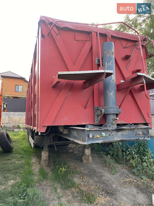 Самосвал полуприцеп Schmitz S-01 2000 в Болграде