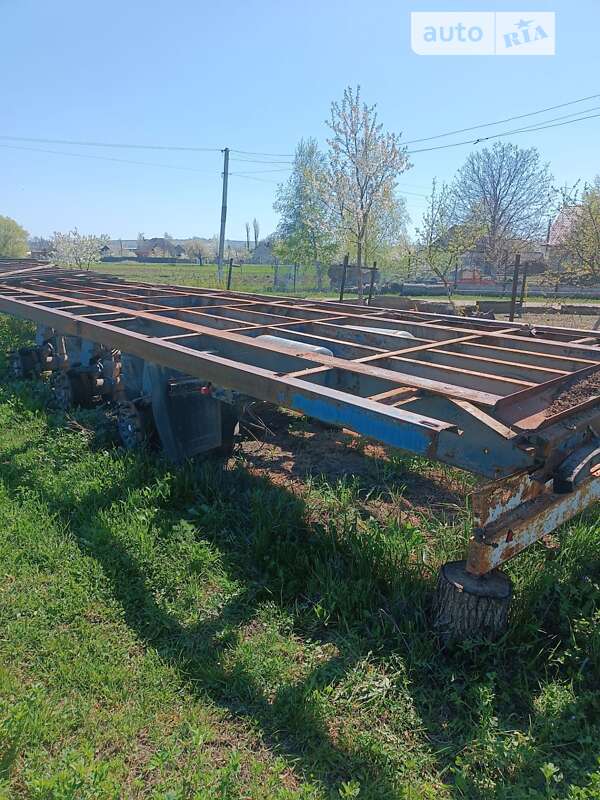 Платформа Schmitz S-01 2004 в Черновцах