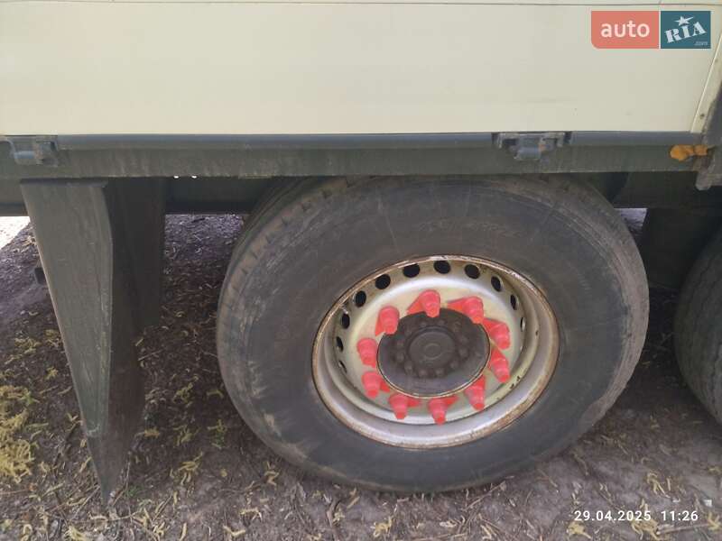 Зерновоз - полуприцеп Schmitz S-01 2000 в Варве