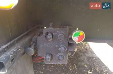 Зерновоз - полуприцеп Schmitz S-01 2000 в 