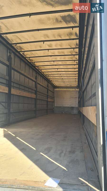 Тентованный борт (штора) - полуприцеп Schmitz S-01 2012 в Львове