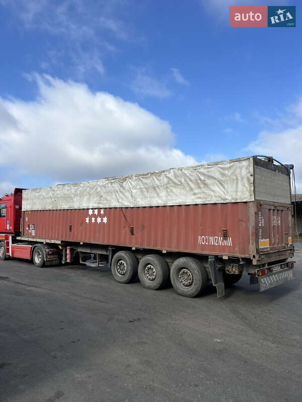 Зерновоз - полуприцеп Schmitz S-01 2004 в Немирове