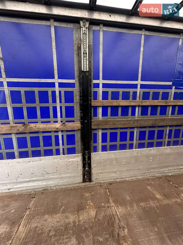 Тентованный борт (штора) - полуприцеп Schmitz S-01 2007 в Днепре