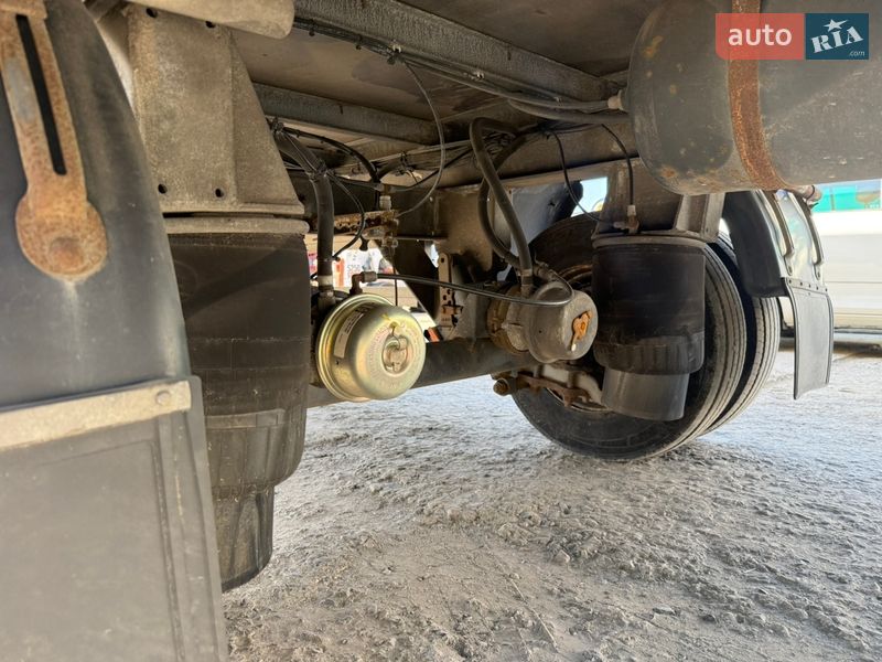 Тентованный борт (штора) - полуприцеп Schmitz S-01 2006 в Львове