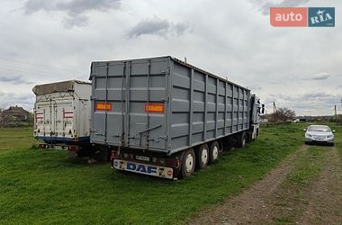 Самоскид напівпричіп Schmitz S-01 2000 в Кривому Розі