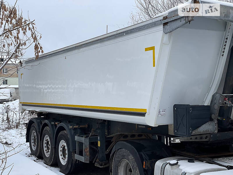 Самоскид напівпричіп Schmitz SCB 2013 в Костопілі фото 17 Самоскид напівпричіп Schmitz SCB 2013 в Костопілі