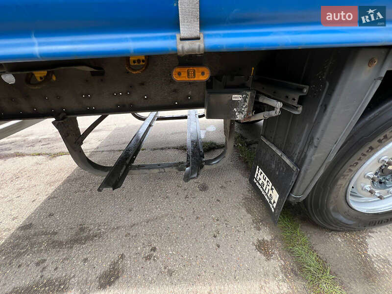 Тентований борт (штора) - напівпричіп Schmitz SCB 2013 в Чернівцях