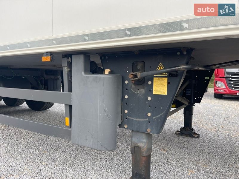 Рефрижератор напівпричіп Schmitz SCB 2014 в Вінниці