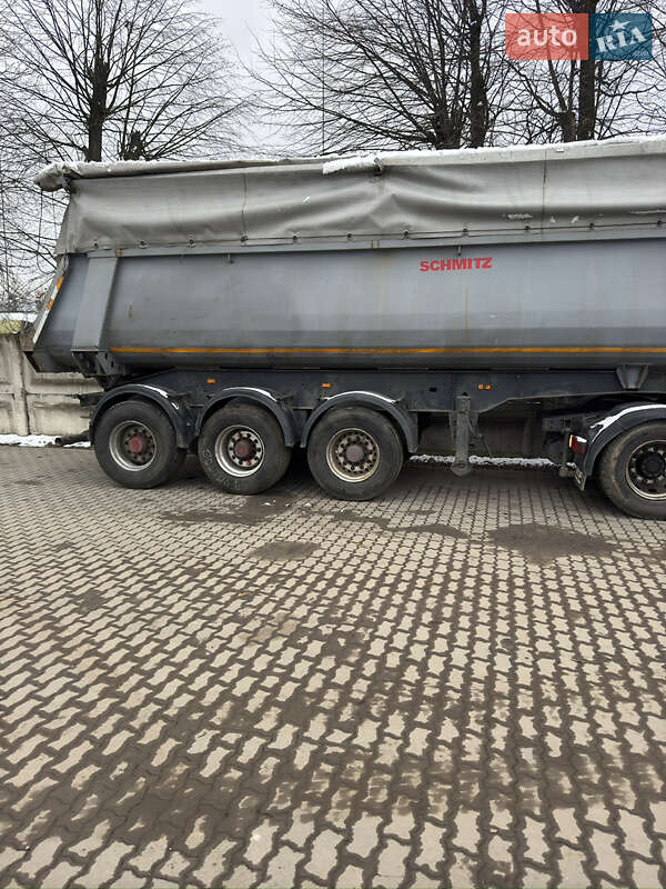 Самоскид напівпричіп Schmitz SCF 24G 2004 в Стрию