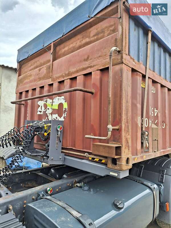 Контейнеровоз напівпричіп Schmitz SCS 24 2002 в Одесі