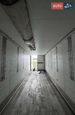 Рефрижератор полуприцеп Schmitz SCS 24 2012 в 