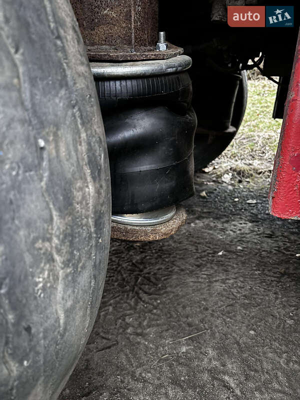 Бортовой полуприцеп Schmitz SCS 24 1997 в Лубнах